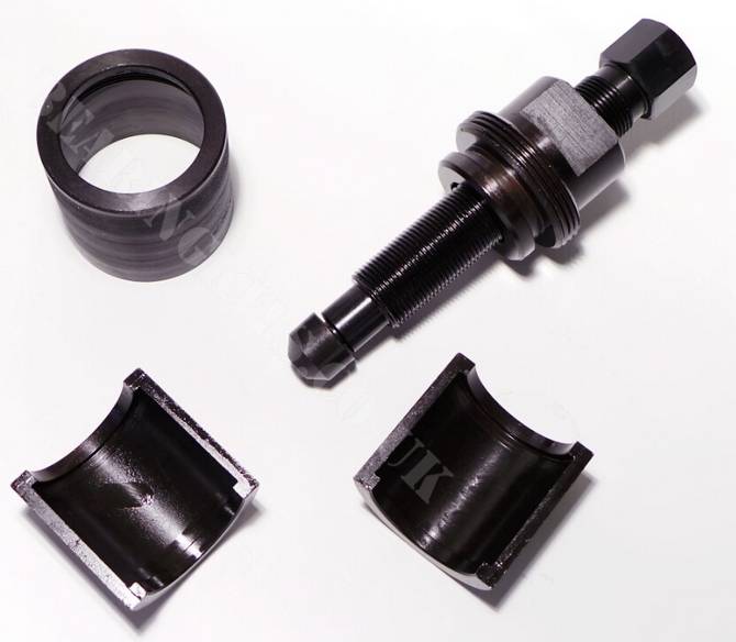 Ford 5th gear puller