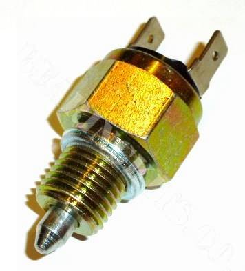 ZF S5-18/3 GEARBOX REVERSE LIGHT SWITCH